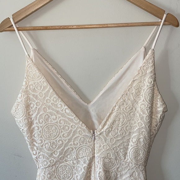 Venus Ivory Bodycon Lace Mini Dress Women’s Size Small - Picture 10 of 16